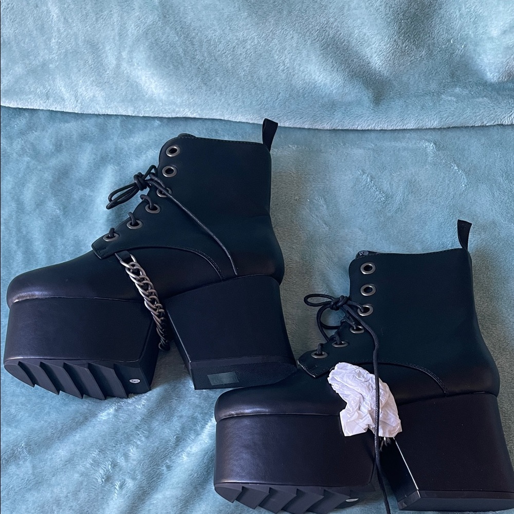 LaModa Black Lace-Up Platform Boots - Picture 2 of 5